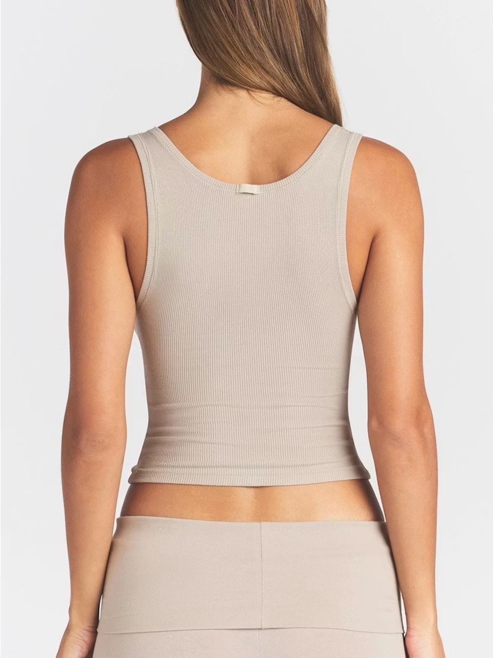 SKIMS Ribbed Tank Top - Picture 3 of 3